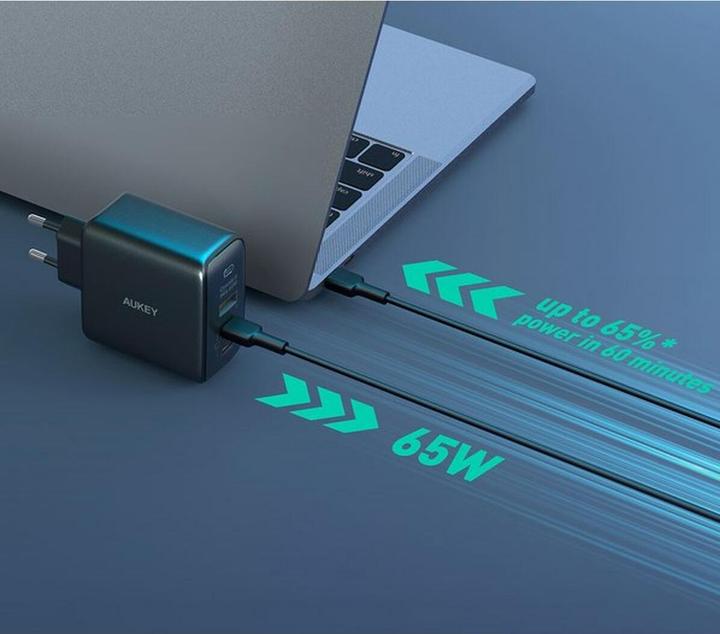 Image du produit Aukey OmniaMix II (65 W, 3 ports)