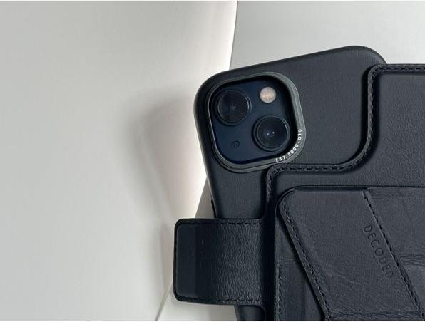 Image du produit Decoded Leather Detachable Wallet (Apple iPhone 14 Plus)