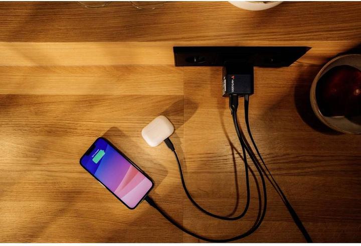 Produktbild Verbatim GaN Charger Retractable Cable (65 W)