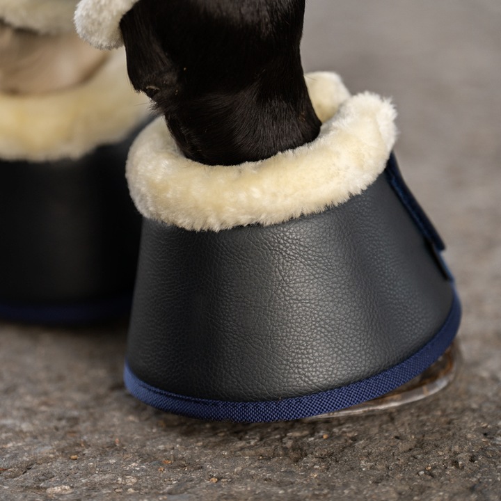 Actual product image Kavalkade Horse bells with faux fur