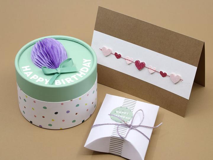 Immagine prodotto Artoz Adesivo Artwork ghirlanda di cuori