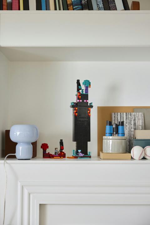 Produktbild LEGO Der Enderman-Turm (21279)
