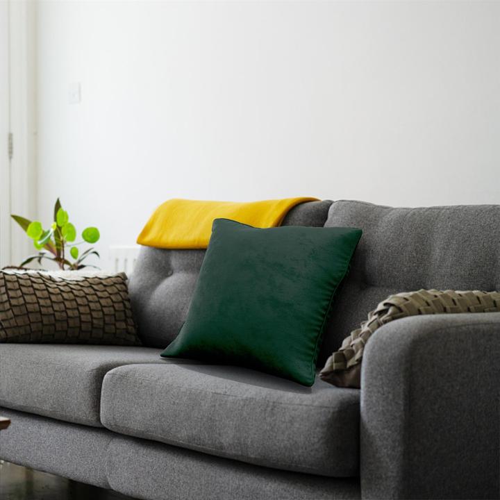 Actual product image Intirilife 2x Velvet Cushion Covers 40x40 cm (40 x 40 cm)