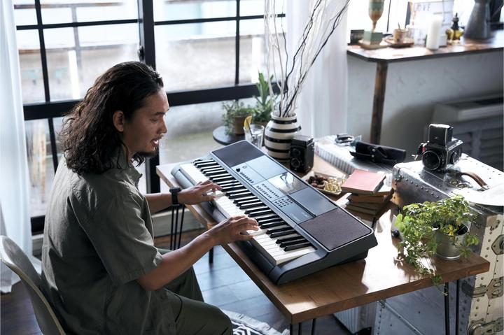 Produktbild Casio CT-X800 (61 Tasten)