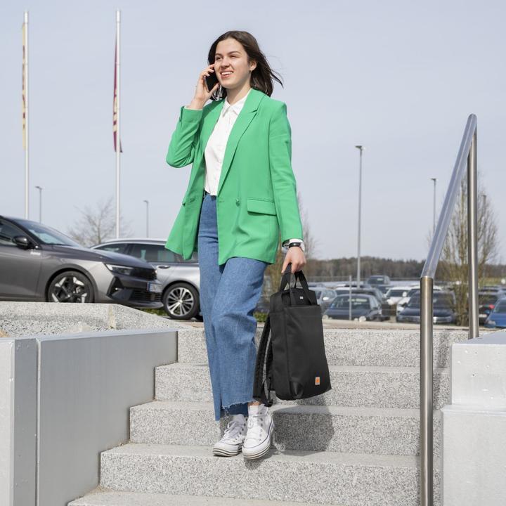 Actual product image Hama Extreme Protect", up to 41 cm (16.2 (10 l)