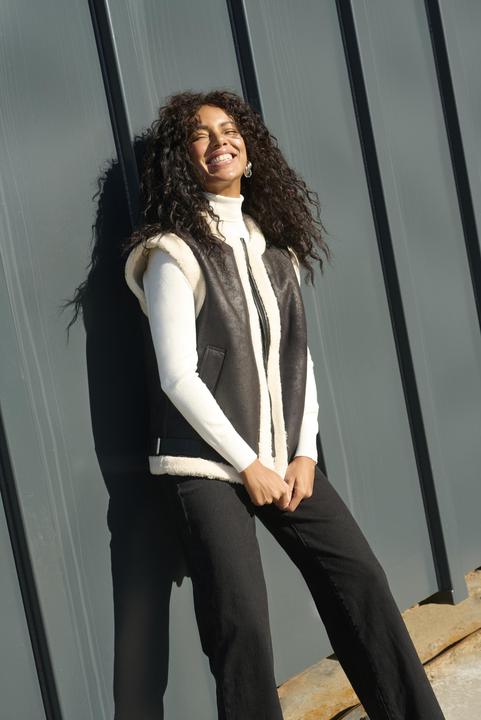 Actual product image Kaffe Pernille (34)