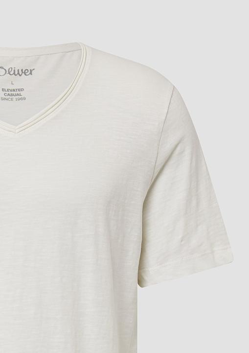 Immagine prodotto S.Oliver T-Shirt Luftiges T-Shirt mit V-Ausschnitt und Flammgarnstruktur (L)