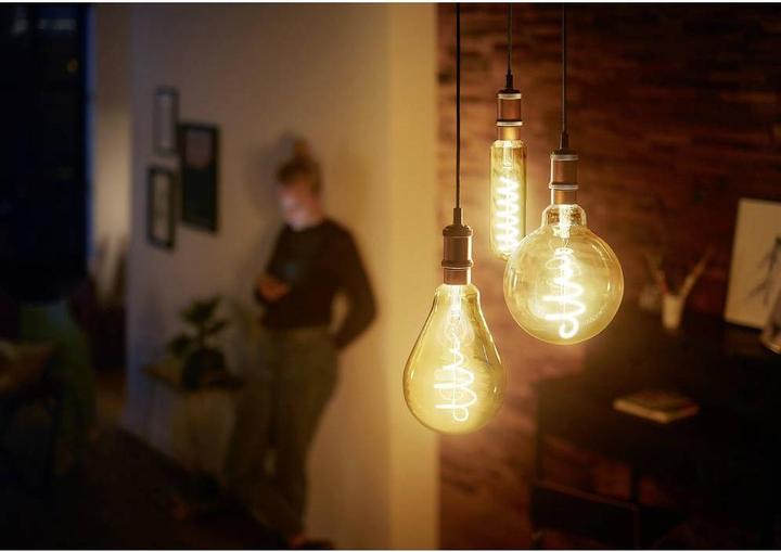 Produktbild Philips LED EyeComfort (E27, 4.50 W, 300 lm, 1 x, F)