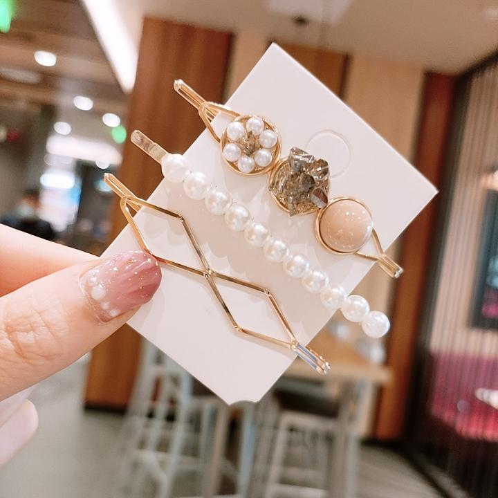 Actual product image Activity Board 3 Stück Haarspangen-Set mit Perlen und Strasssteinen, stilvolle Bügel-Bobby-Pins- Elegante (3 pcs.)