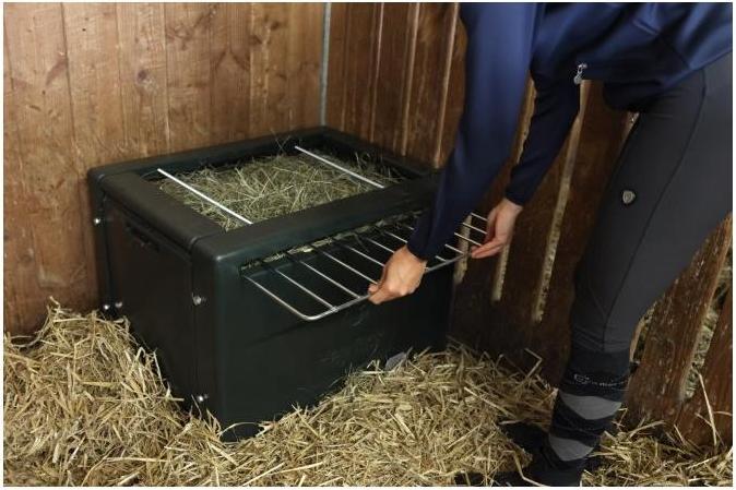 Actual product image Kerbl Futterraufe HayBox