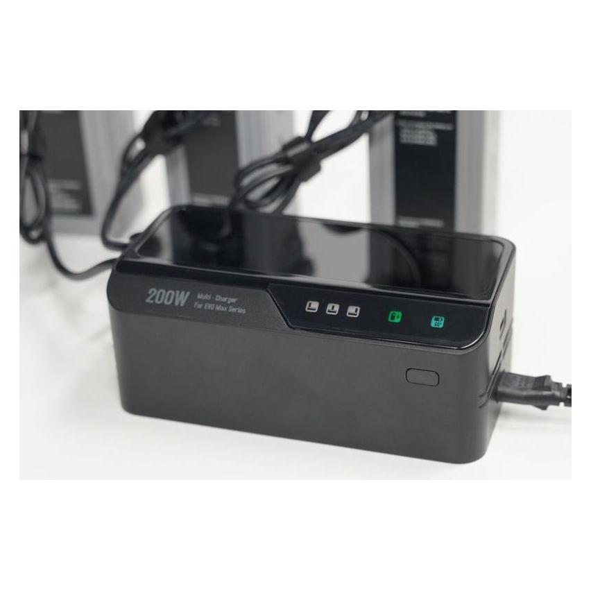 Autel Caricatore Multiplo Per La Serie Evo Max (Caricabatterie Per Droni, Dji Mavic 3 Enterprise, Dji Mavic 3 Classic, Dji Mavic 3 Pro, Dji Mavic 3 Cine, Dji Mavic 3), Accessori Per Drone, Nero