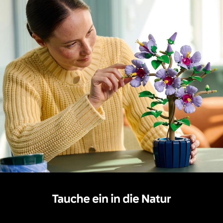Actual product image LEGO Hibiscus (LEGO Botanical)