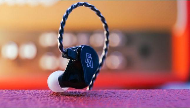 Image du produit Fischer Amps FA 666 (Pas de réduction du bruit, Filaire)