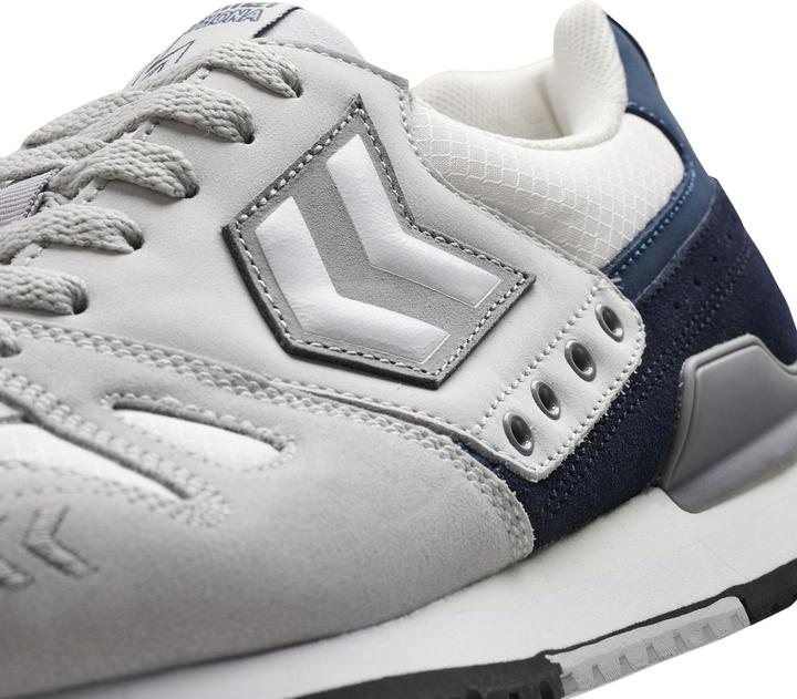 Actual product image hummel Marathona Ripstop (41)