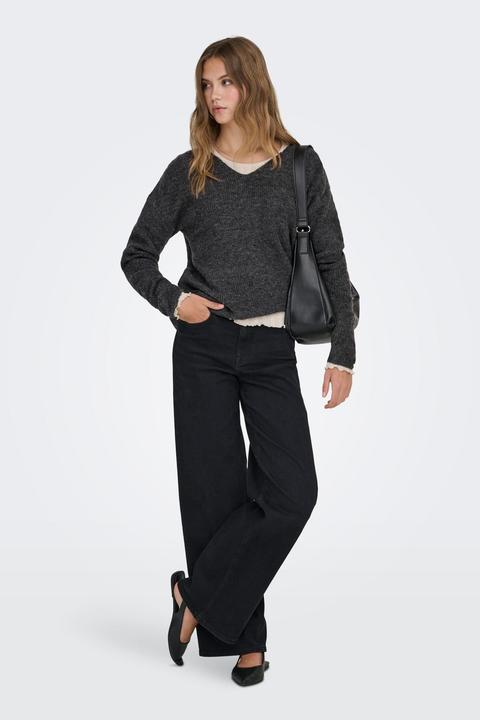 Actual product image Only V-neck knitted sweater (M)