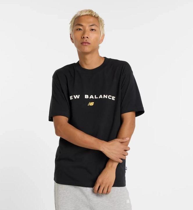 Immagine prodotto New Balance T-Shirt mit neu interpretierter Grafik (L)
