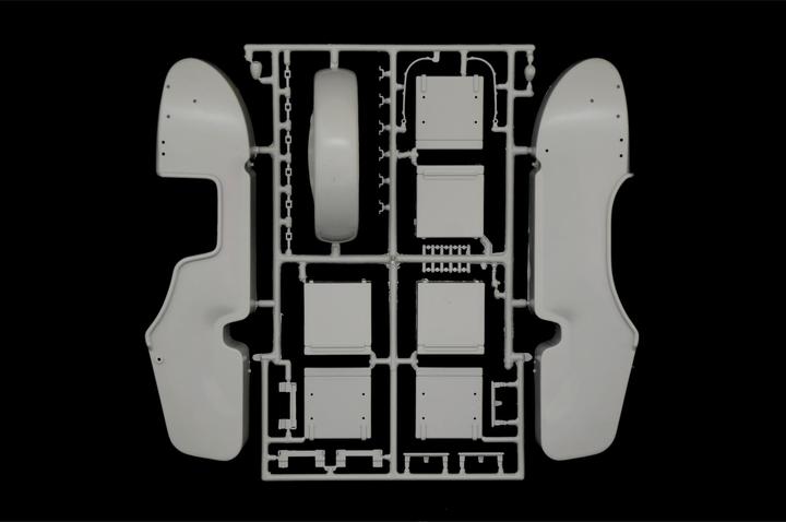 Actual product image Italeri BMW R75 German Mil.Motr w/Side Car