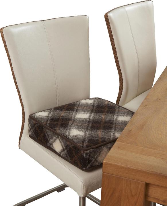 Erwin Müller Sitzerhöhung (Anziehen)