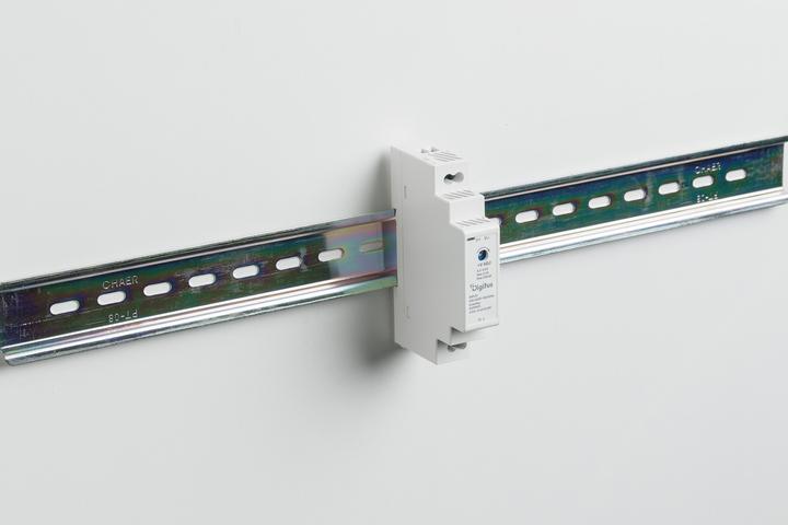 Productafbeelding Digitus 5V / 2.4A / 12W Step-Shape DIN-Rail Netzteil (Ultra-Slim, Class II)