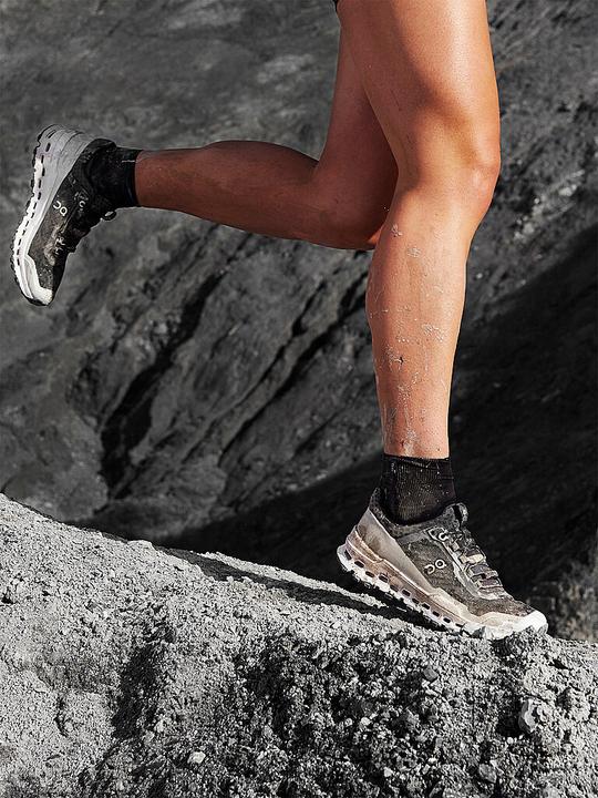 Actual product image On Running Cloudultra (42)