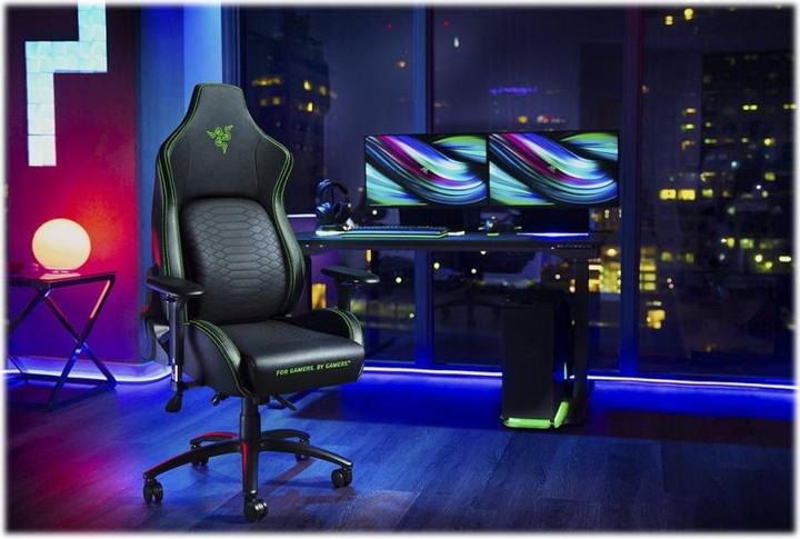 Actual product image Razer Iskur