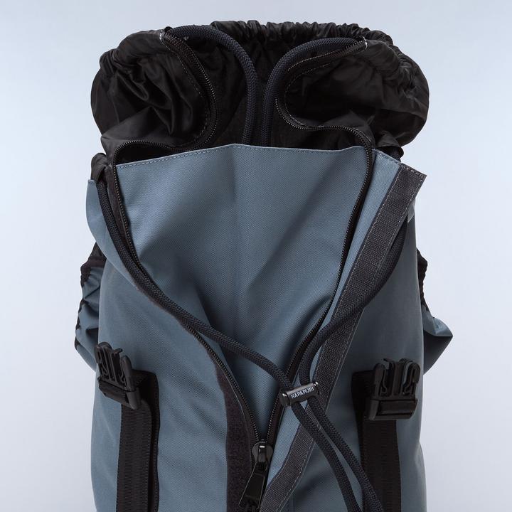 Actual product image Napapijri Signa Daypack 46 cm Laptopfach (30 l)