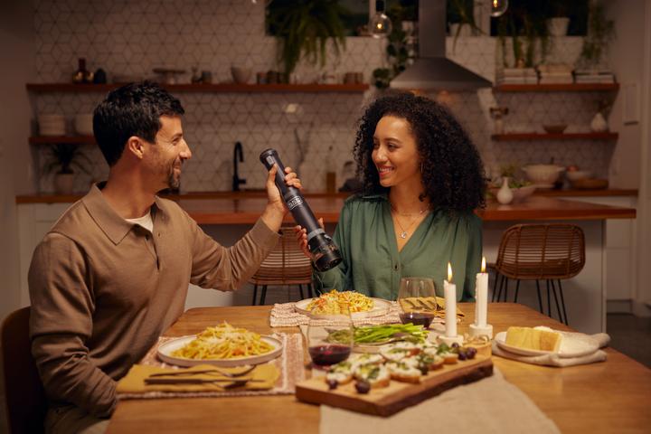 Actual product image Black & Decker Hand Blender Kitchen Wand Black, 2-piece