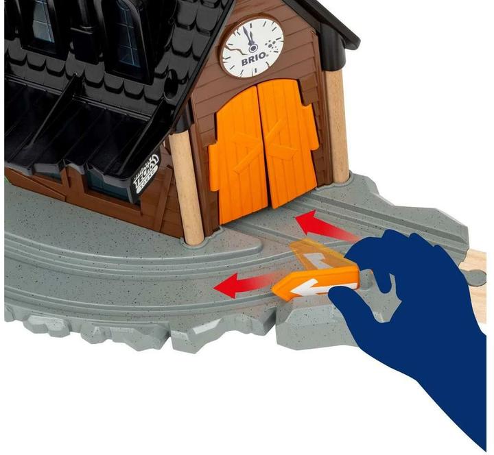 Produktbild Brio Spooky Train Station