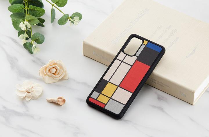 Actual product image Man&Wood case for Galaxy S20+ mondrian wood black (Samsung Galaxy S20+)