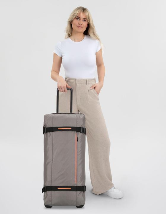 Actual product image American Tourister URBAN TRACK Duffle with Wheels (133 l)