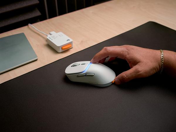 Produktbild Glorious Model D 3 Wireless Mouse White (Kabellos)