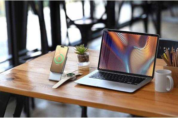 Produktbild Alogic MATRIX+ 3-IN-1 MAGNETIC (18 W)