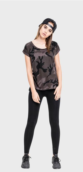 Actual product image Urban Classics tee (M)