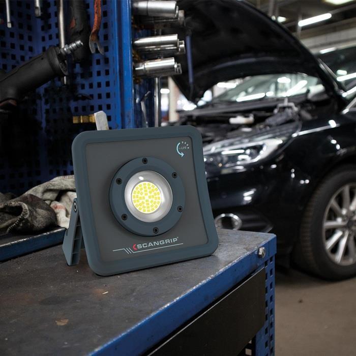 Image du produit Scangrip Akku-Handarbeitsleuchte (2000 lm)