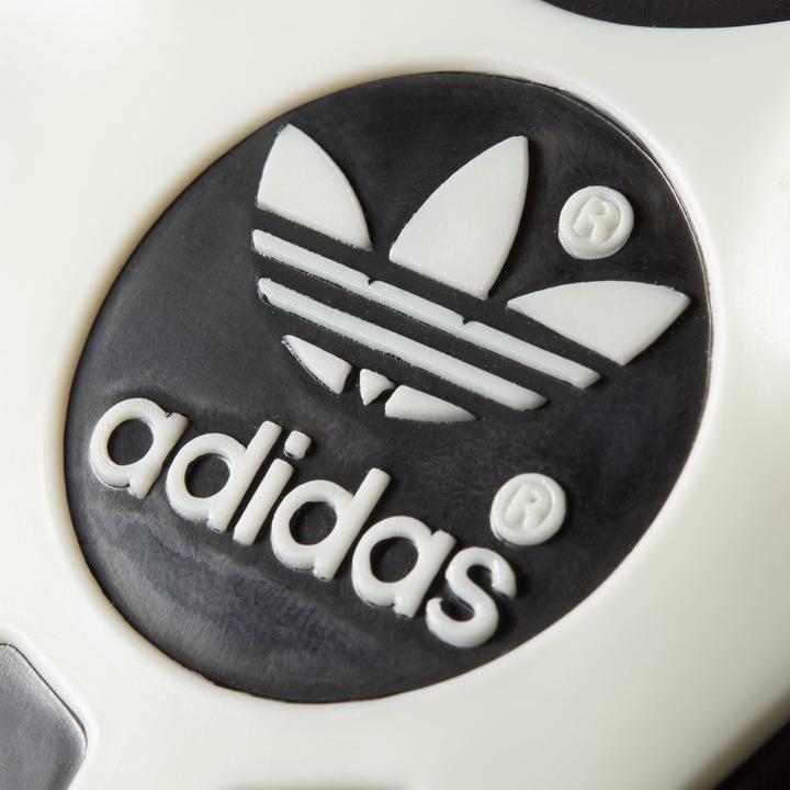 Produktbild adidas World Cup (42 2/3)