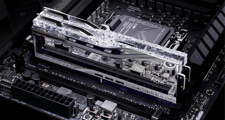 Image du produit G.Skill Trident Z5 Royal (2 x 24 Go, 8000 MHz, RAM DDR5, DIMM)