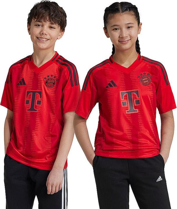 Actual product image Adidas Home FC Bayern (140)