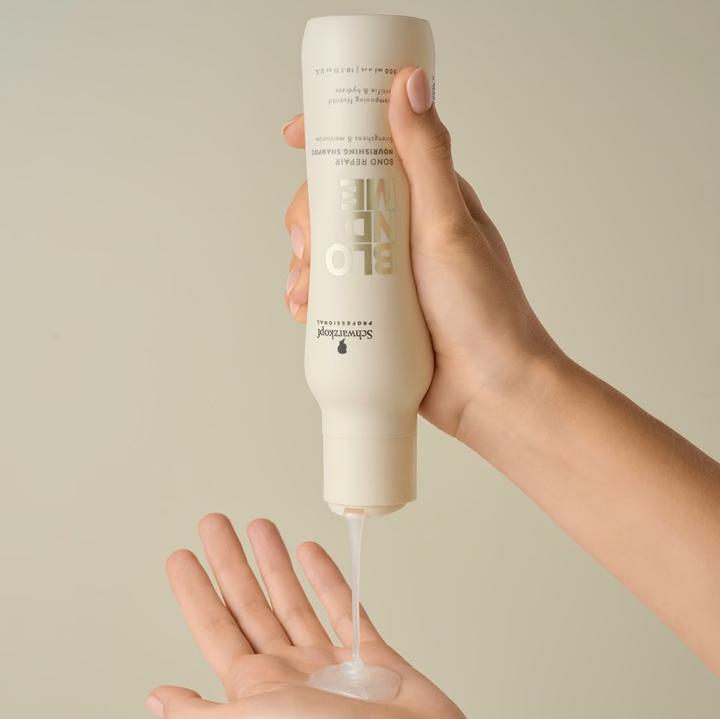 Produktbild Schwarzkopf Professional BLONDME Bond Repair Pflegendes Shampoo (300 ml)