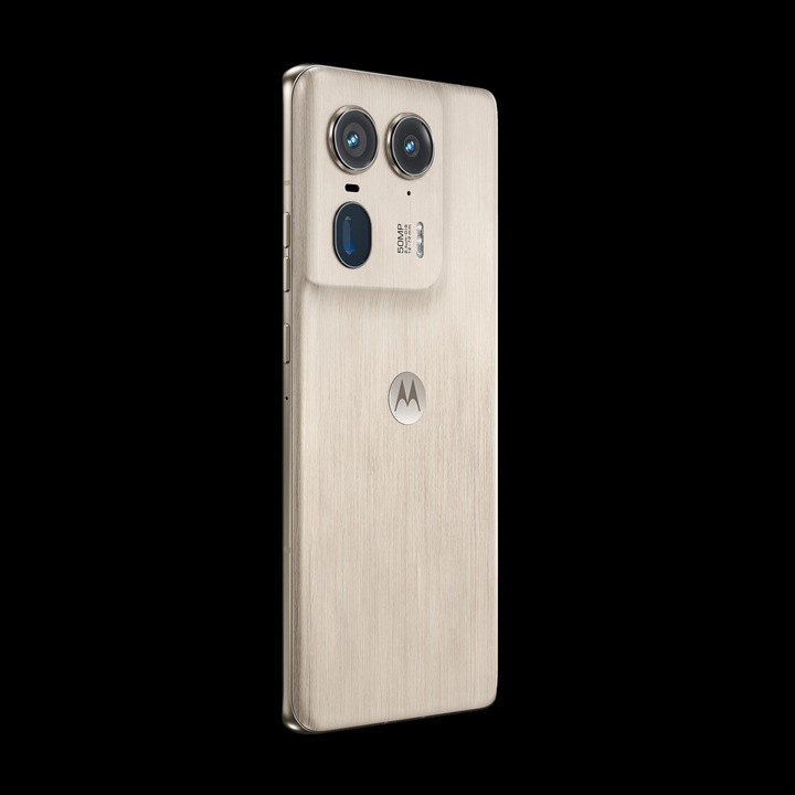 Immagine prodotto Motorola Edge 50 Ultra (1000 GB, Legno nordico, 6.69", SIM + eSIM, 64 Mpx, 5G)
