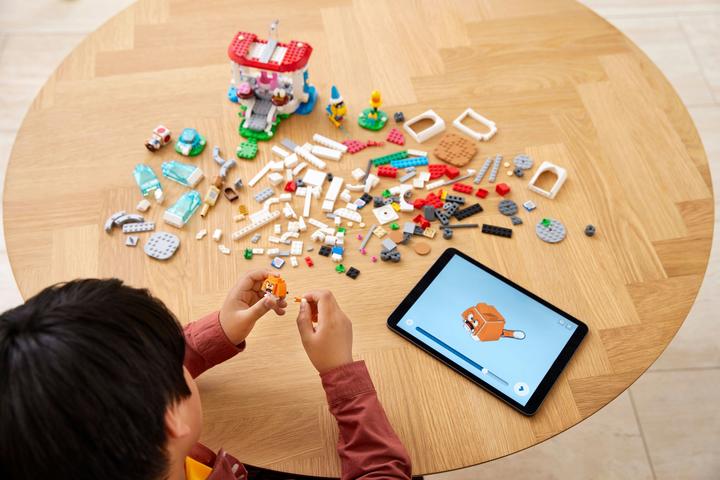 Produktbild LEGO Katzen-Peach-Anzug und Eisturm - Erweiterungsset (71407, LEGO Super Mario)