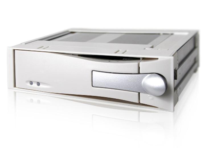 Actual product image Icy Dock 5.25" removable frame