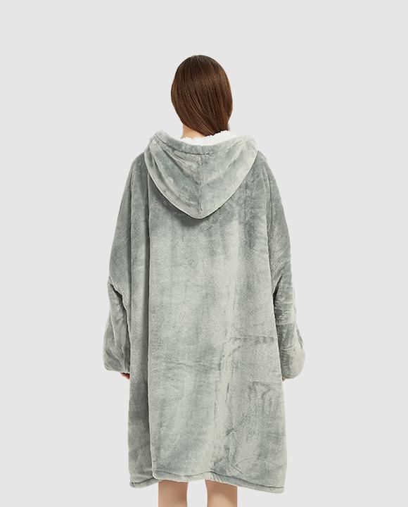 Image du produit The Fluffy Eskimo Hoodie (98 x 96 cm)