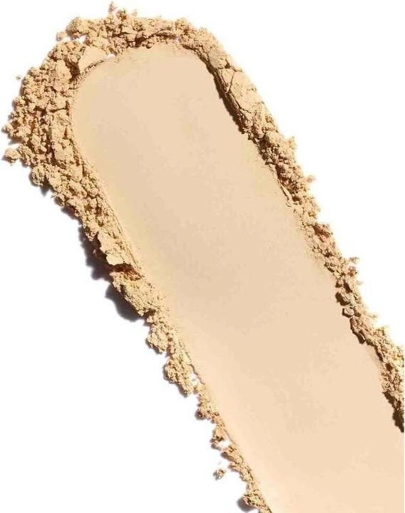 Actual product image Clarins Ombre Mono Eyeshadow No 01 (01, MATTE IVORY)