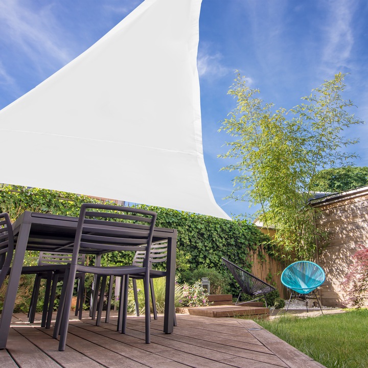 Actual product image Relaxdays Traingular White Shade Sail (300 x 250 x 0.5 cm)
