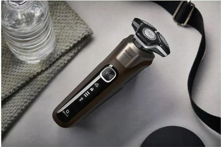 Immagine prodotto Philips Rasoio Serie 5000 (S5886/38)