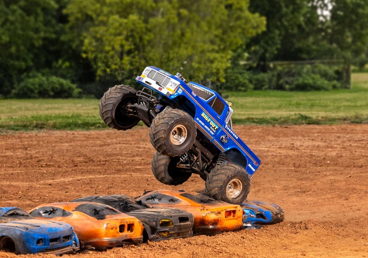Image du produit Traxxas Bigfoot 1 HD 2WD EP w/USB-C Charger & Battery (RTR Prêt à fonctionner)