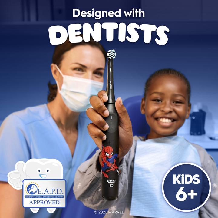 Produktbild Oral-B Oral B - iO Kids 6+ Marvel Spider-Man Electric Toothbrush Head - Black - 3 (3x)