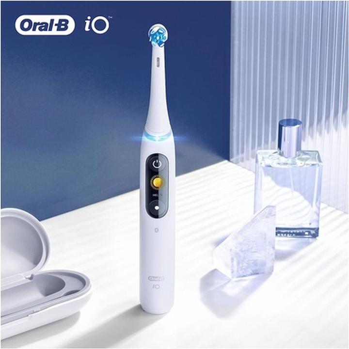 Produktbild Oral-B iO Ultimate Clean (4 x)