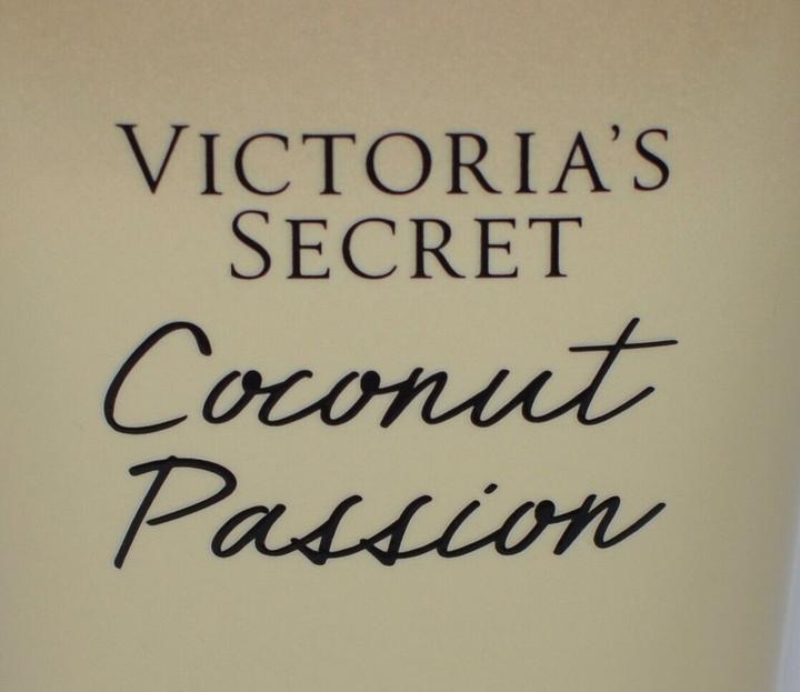 Produktbild Victoria's Secret Parfümierte Lotion Coconut Passion - 236 ml (Körperlotion, 236 ml)
