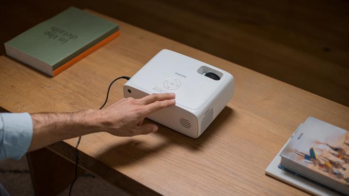 Actual product image Philips Neopix 200 video projector (Full HD, 200 lm)